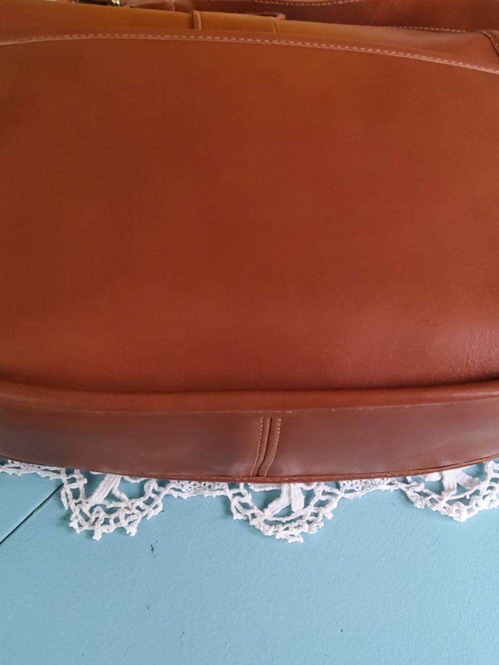 Vintage Coach Chelsea Crossbody in British Tan 9894 - Picture 5 of 10